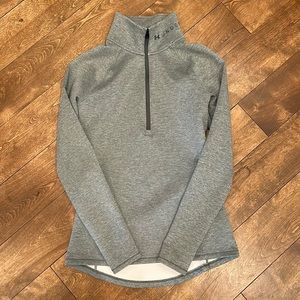 Women’s under Armour size XS heathered grey pullover - cold gear - golf